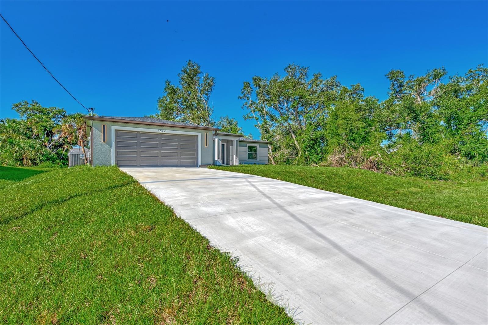 3847 PRICE BOULEVARD