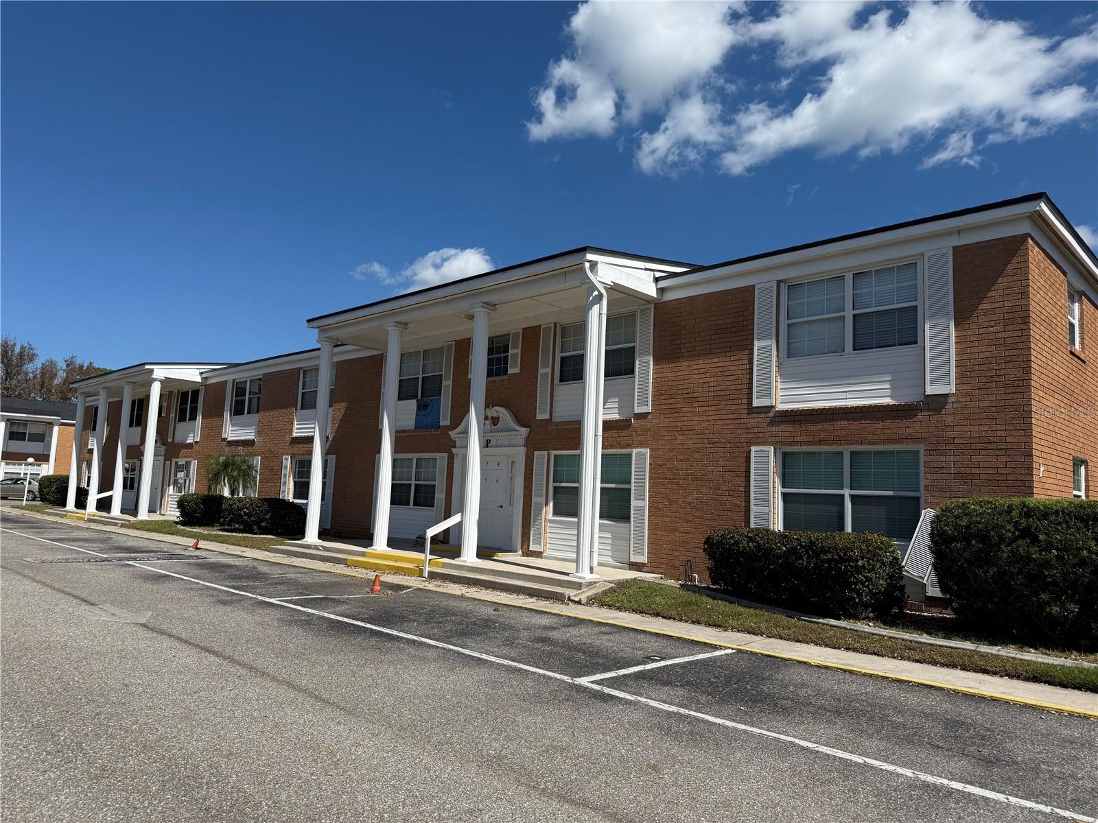4158 TAMIAMI TRAIL #P1