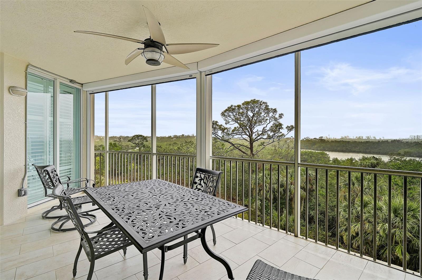 385 POINT ROAD #402