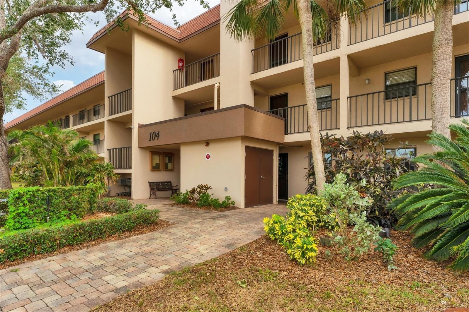 104 CAPRI ISLES BOULEVARD #112