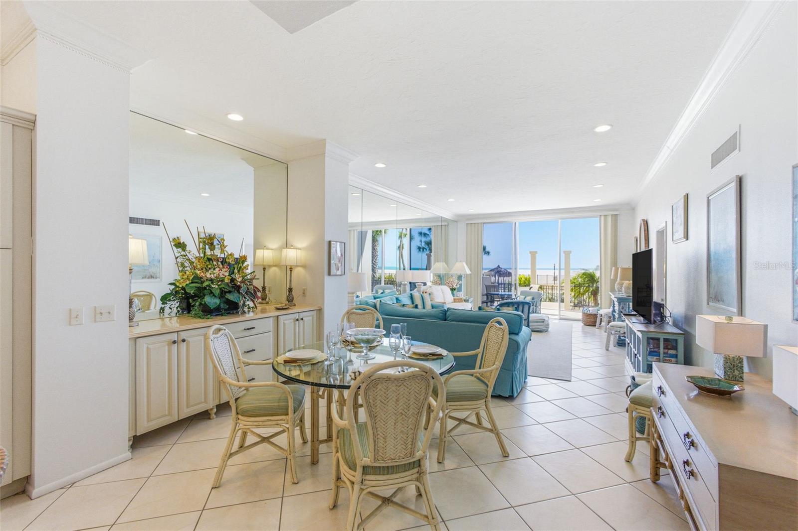 1212 BENJAMIN FRANKLIN DRIVE #102