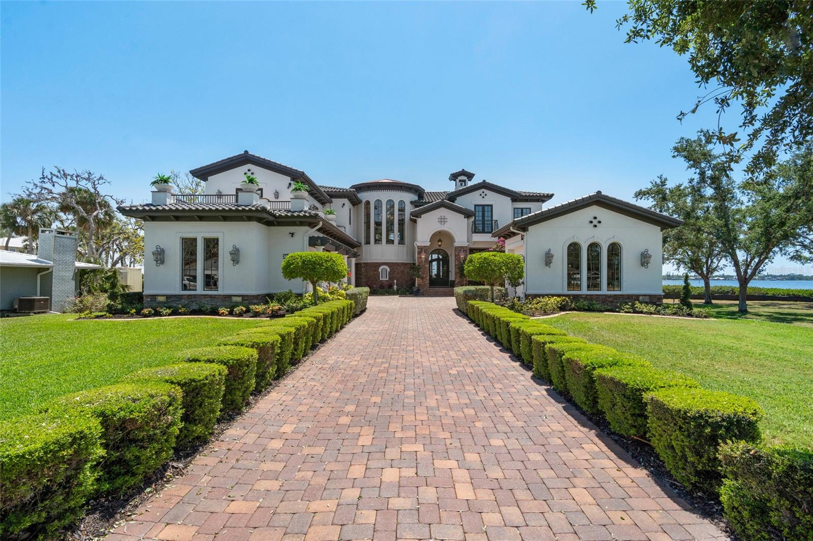 2107 4TH STREET COURT