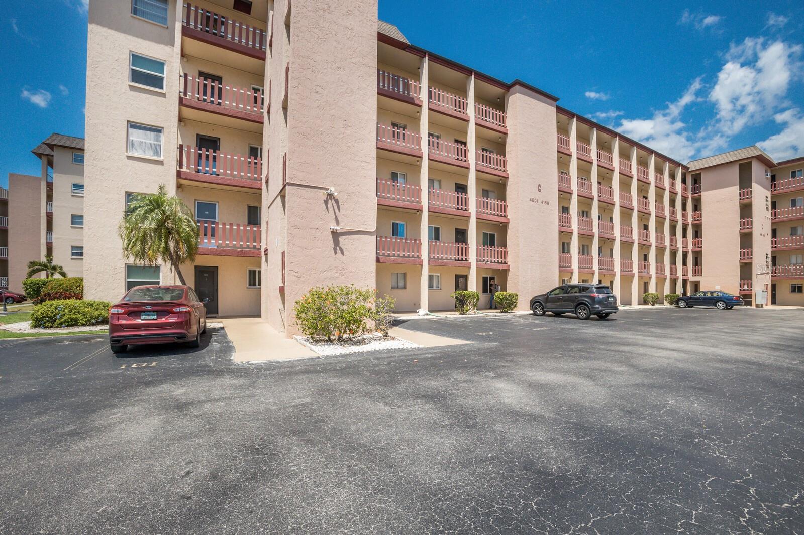 4015 LAKE BAYSHORE DRIVE #108
