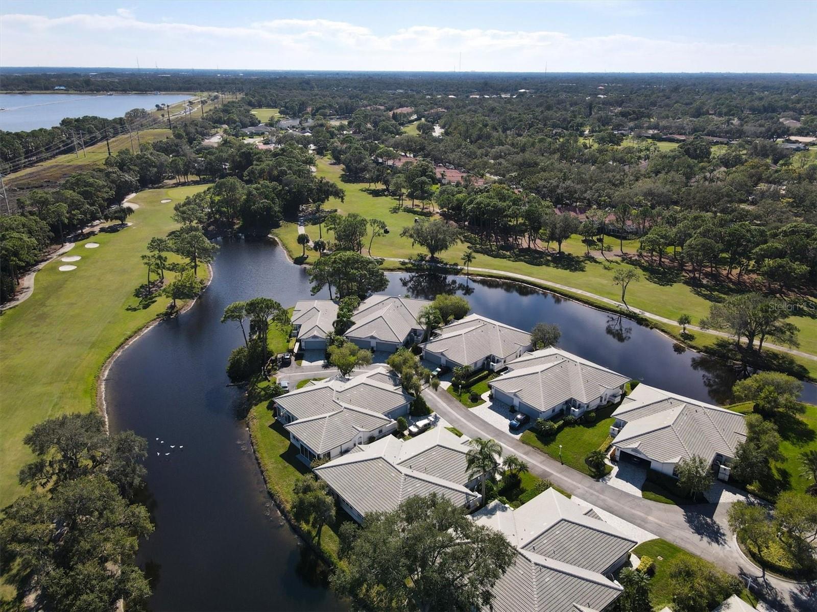 5662 LONG COMMON CIRCLE #8