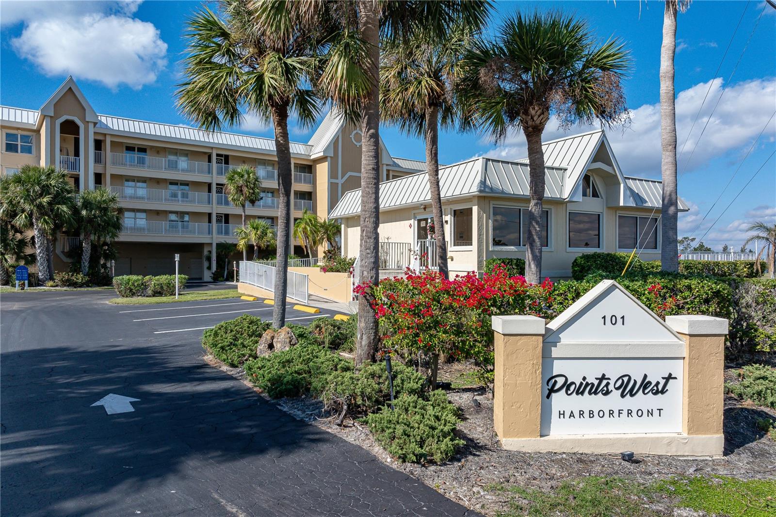 101 MARION COURT #114