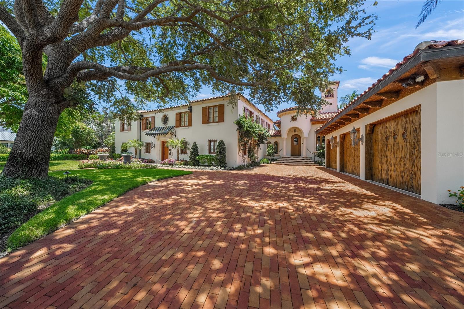 139 WASHINGTON DRIVE
