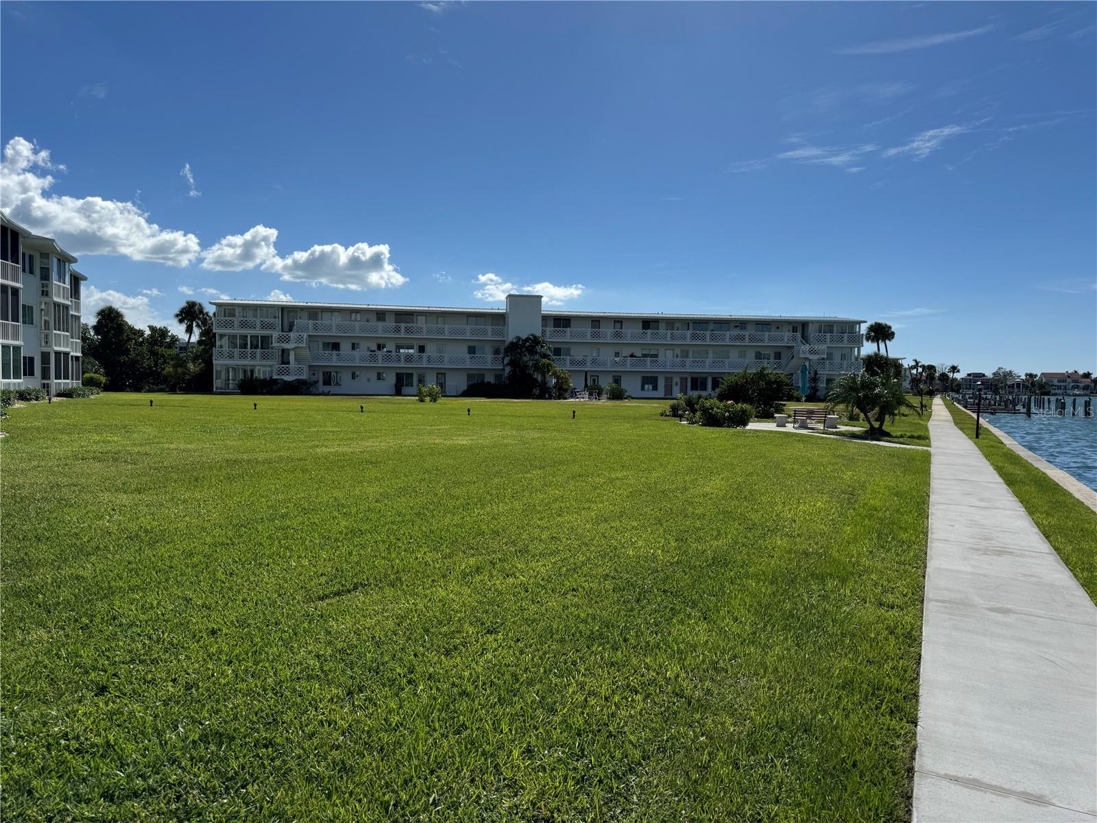 767 JOHN RINGLING BOULEVARD #2