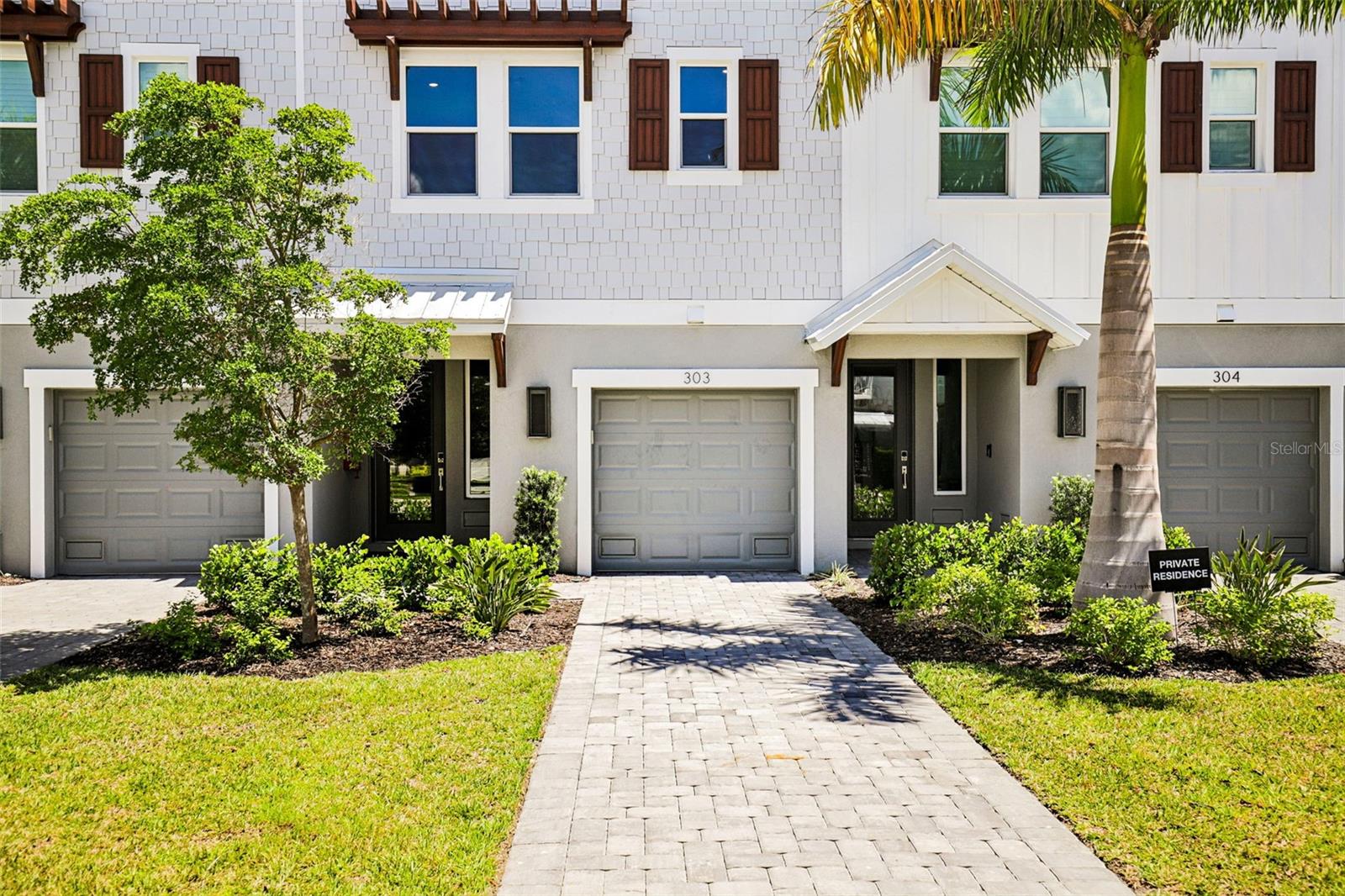 1623 SEA HAVEN DRIVE #303