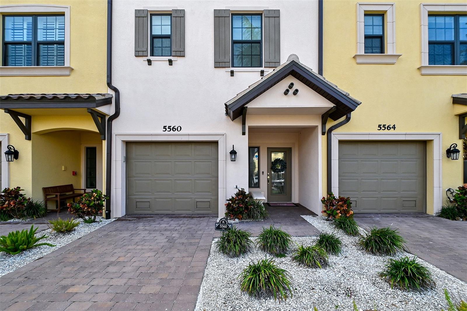 5560 CANNES CIRCLE #3-106