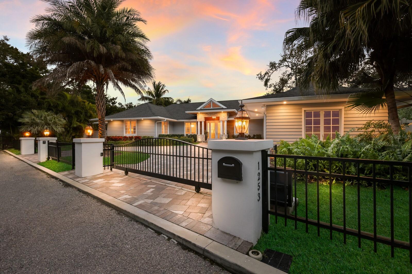 1253 BASIN LANE
