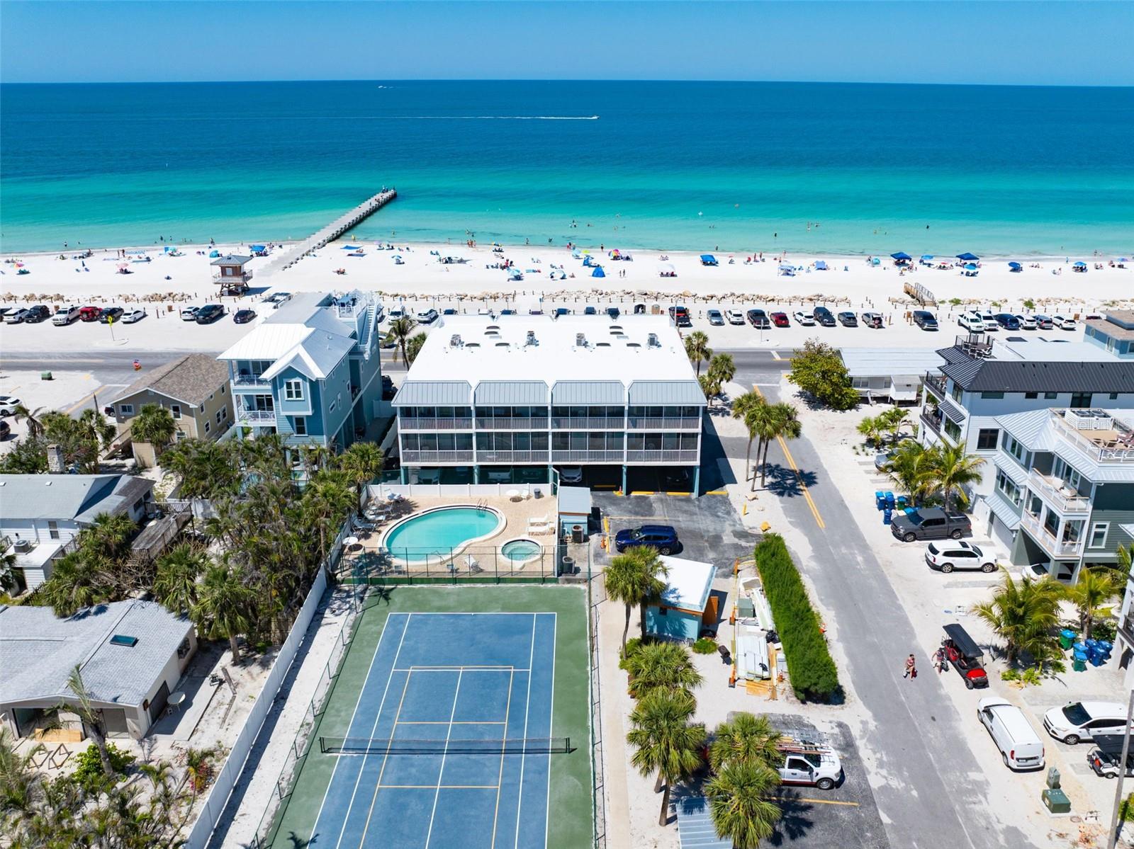 901 GULF DRIVE #14