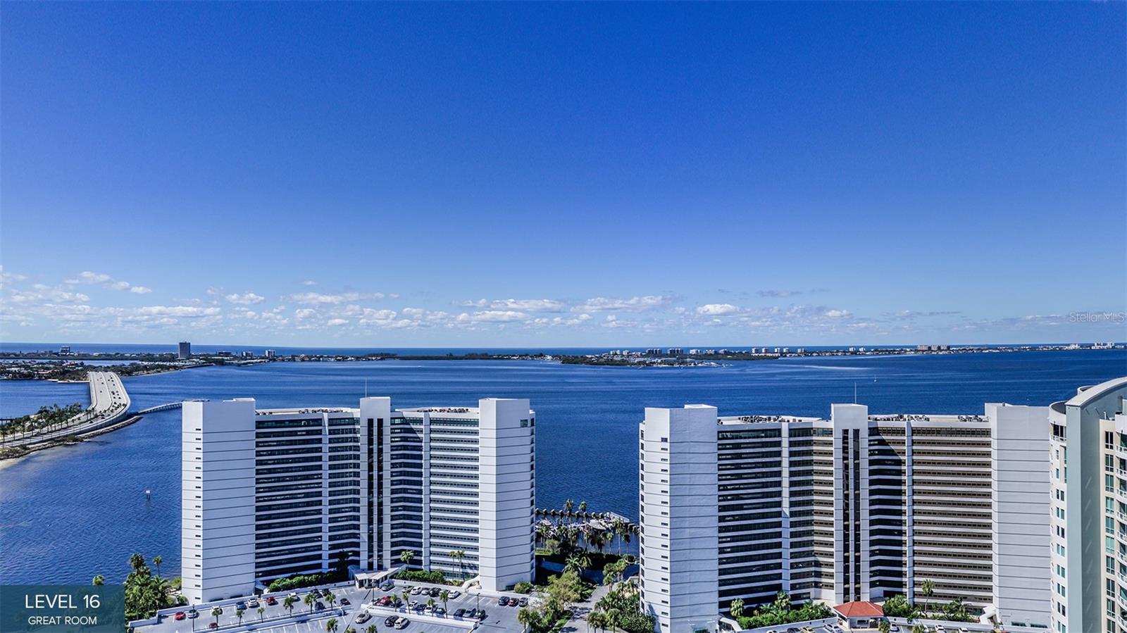 555 QUAY CMNS #1605