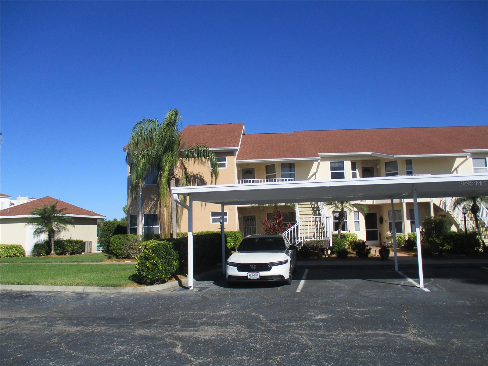 1620 FAIRWAY TRACE #A