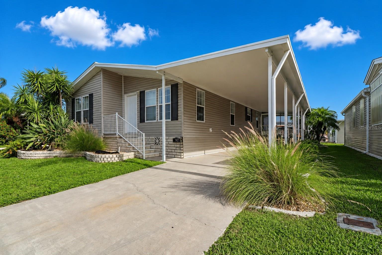 2100 KINGS HIGHWAY #742
