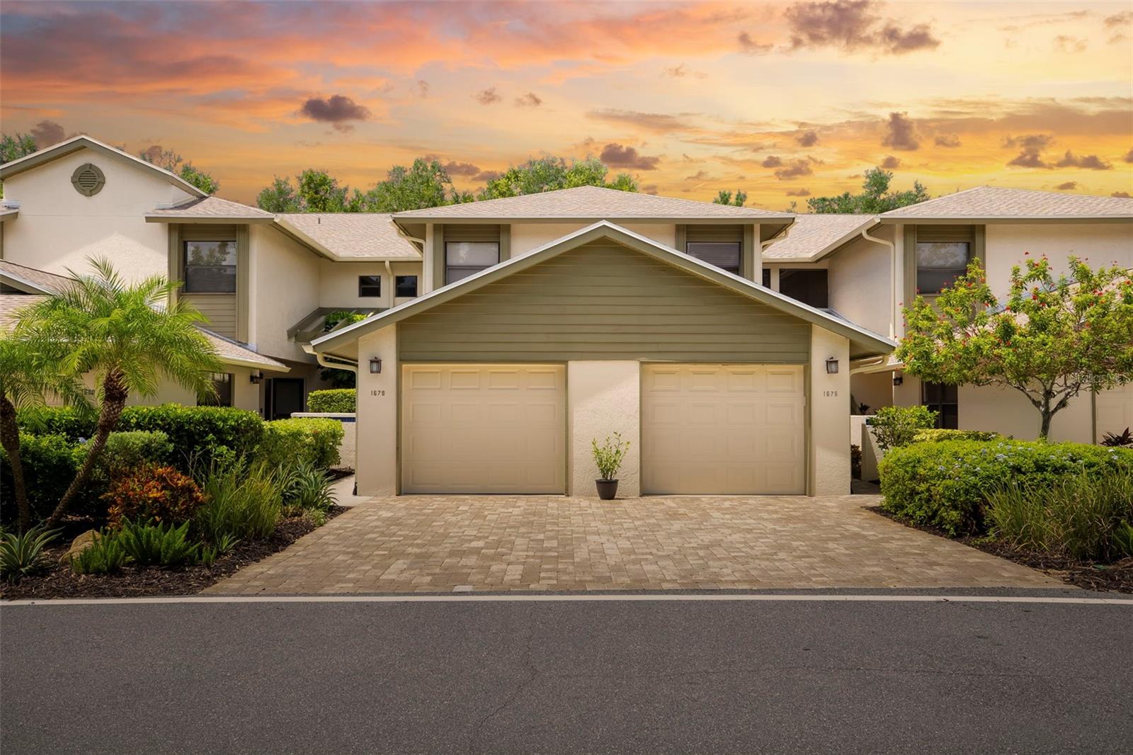 1678 STARLING DRIVE #102