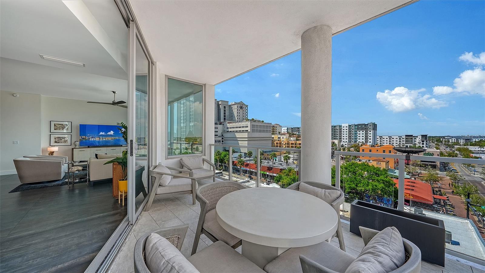 111 PINEAPPLE AVENUE #601