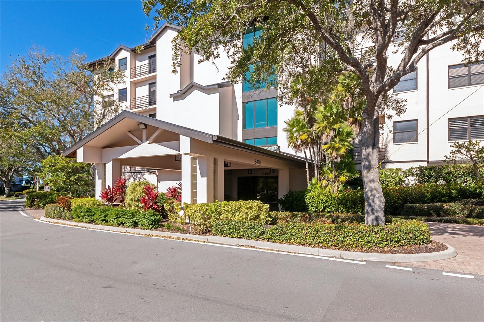 5408 EAGLES POINT CIRCLE #302