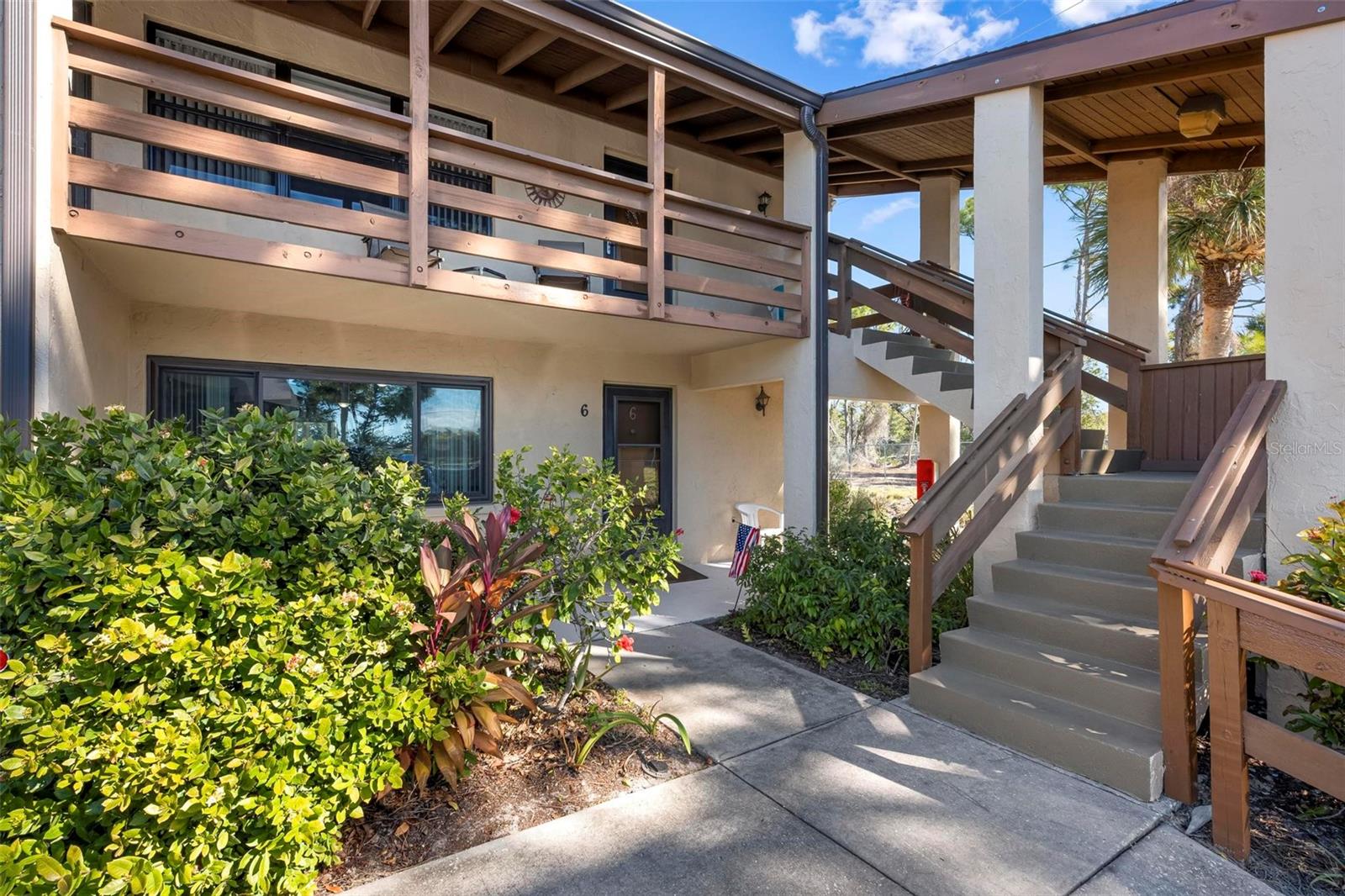 25 QUAILS RUN BOULEVARD #6