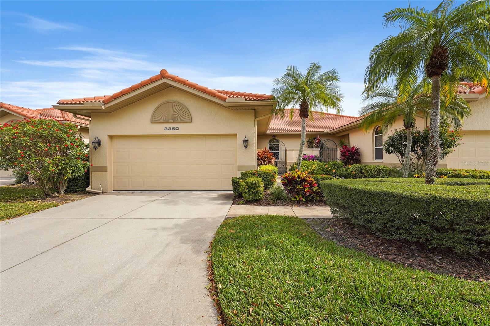 3350 CHELMSFORD COURT #13