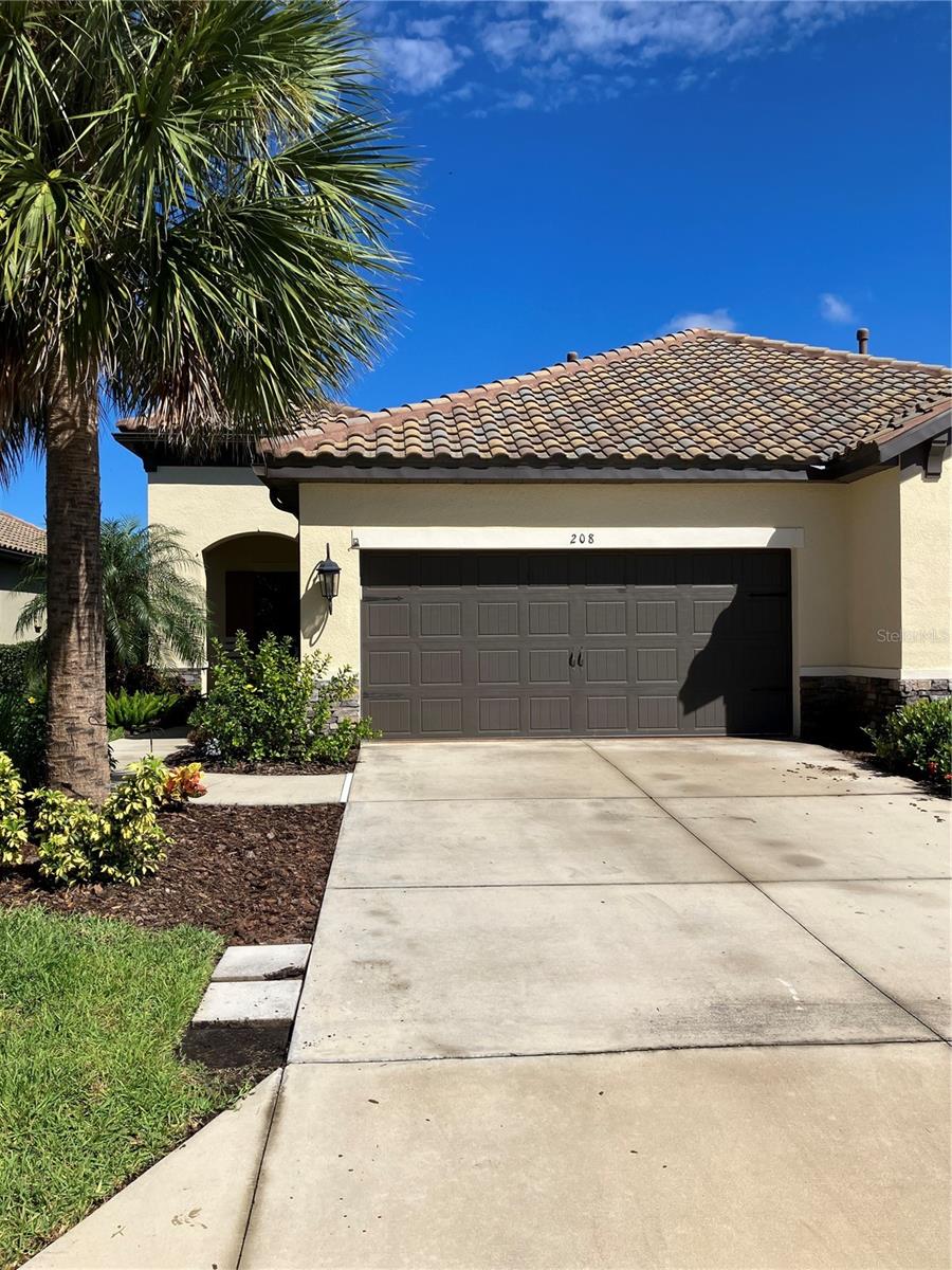 208 PALIDORO CIRCLE
