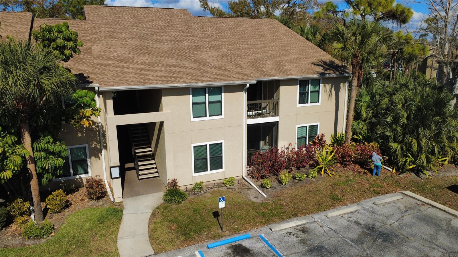 4040 CROCKERS LAKE BOULEVARD #1717