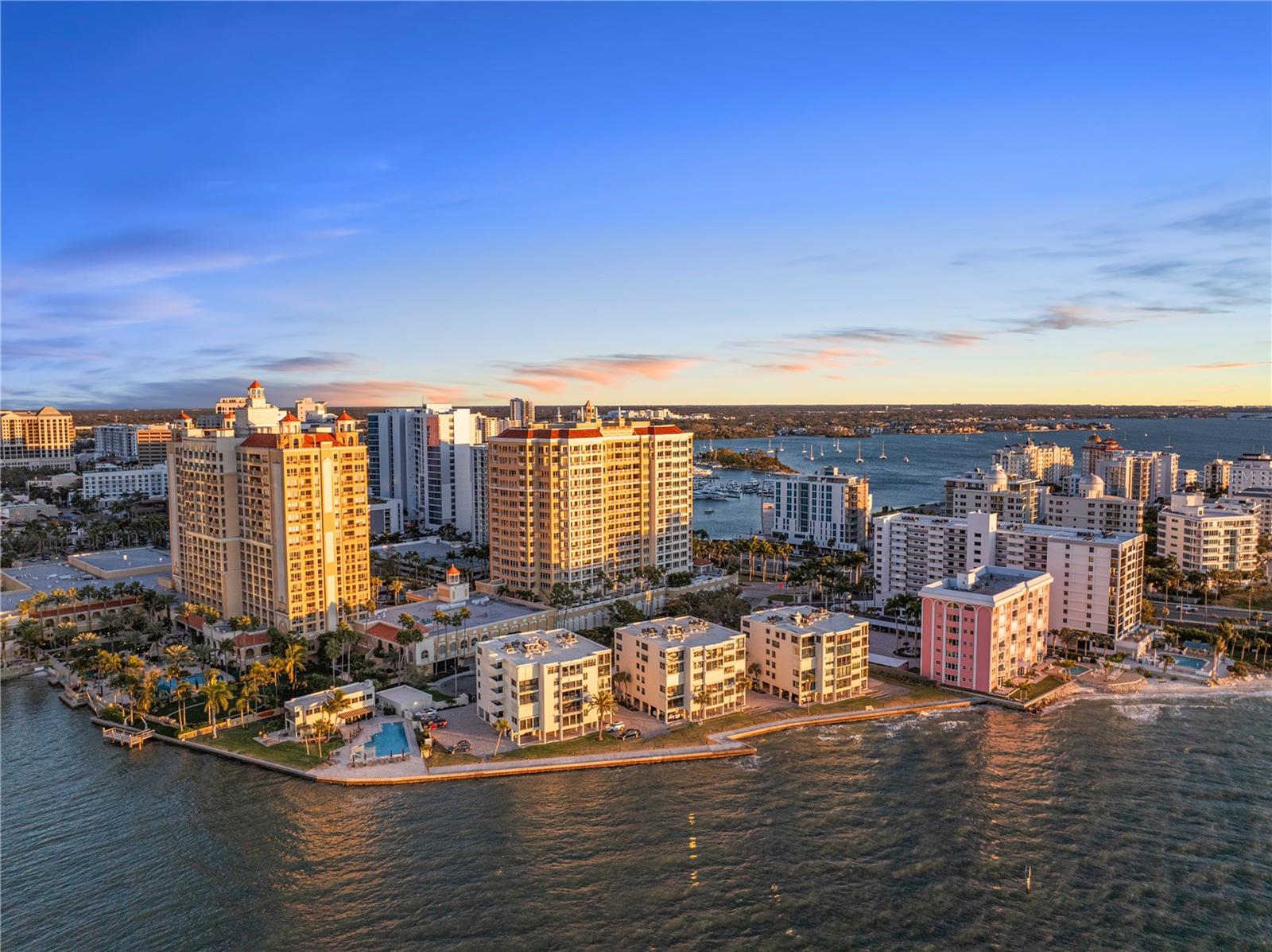 101 SUNSET DRIVE #402