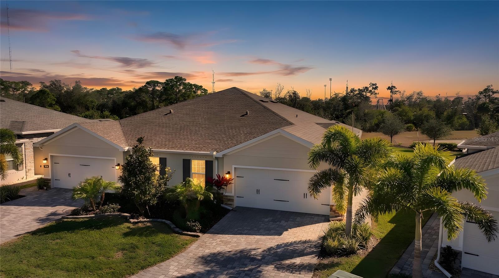 1988 PALMS DRIVE