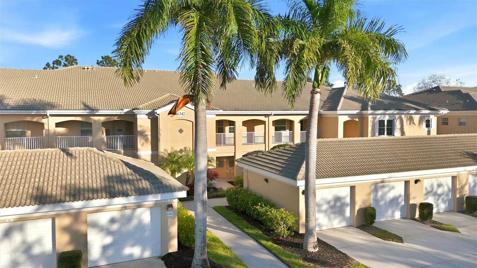 6342 GRAND OAK CIRCLE #204