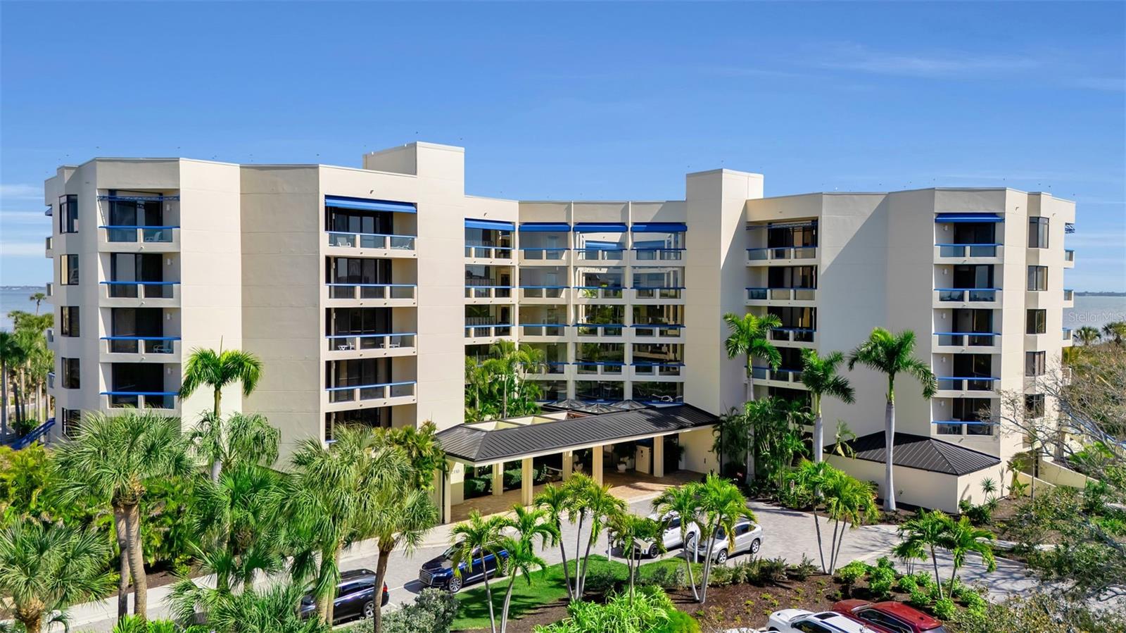 2110 HARBOURSIDE DRIVE #523