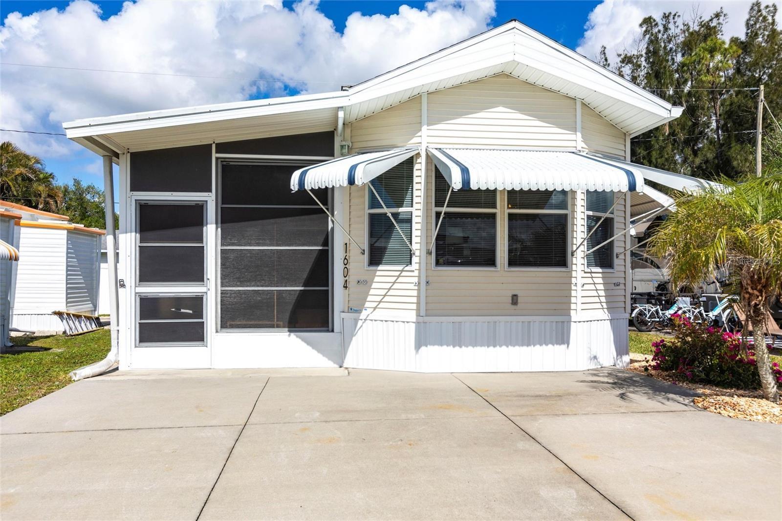 1604 MANATEE LOOP