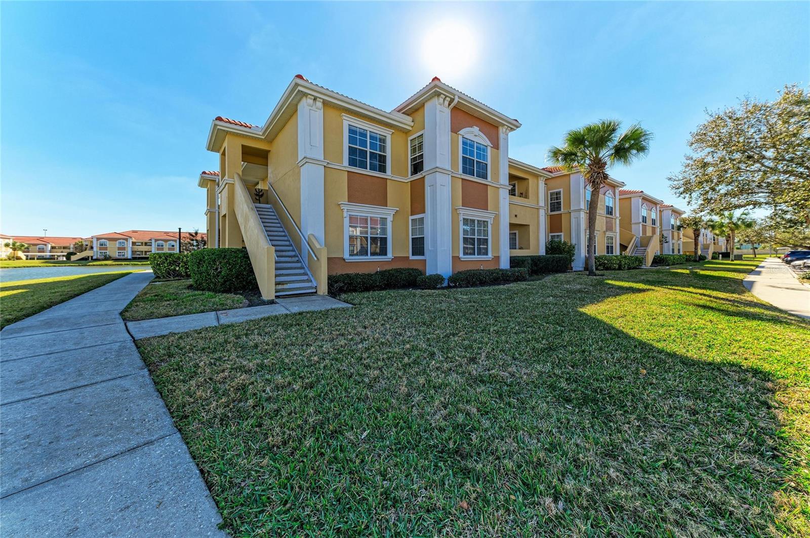 1130 VILLAGIO CIRCLE #201