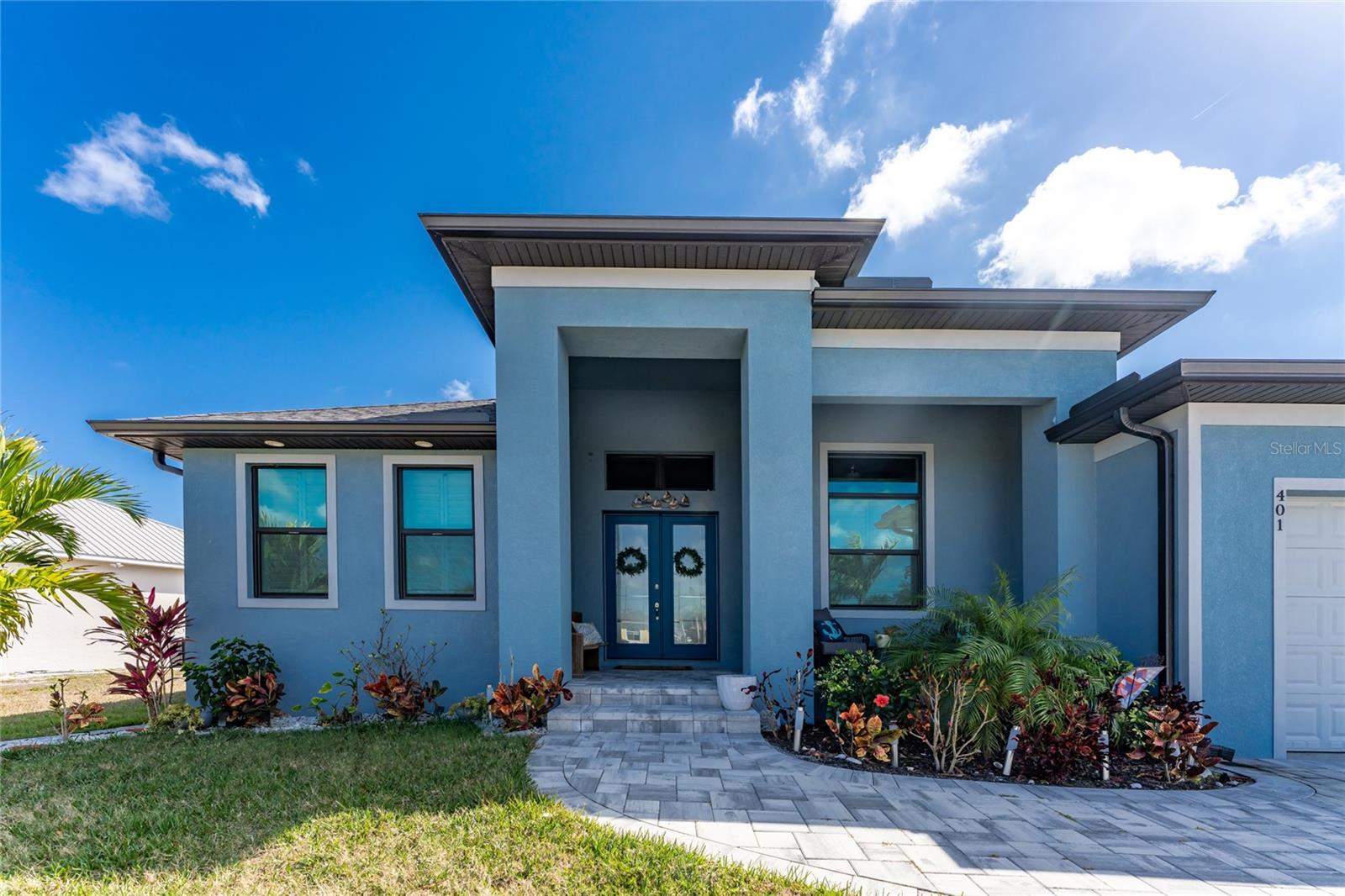 401 ALBATROSS ROAD