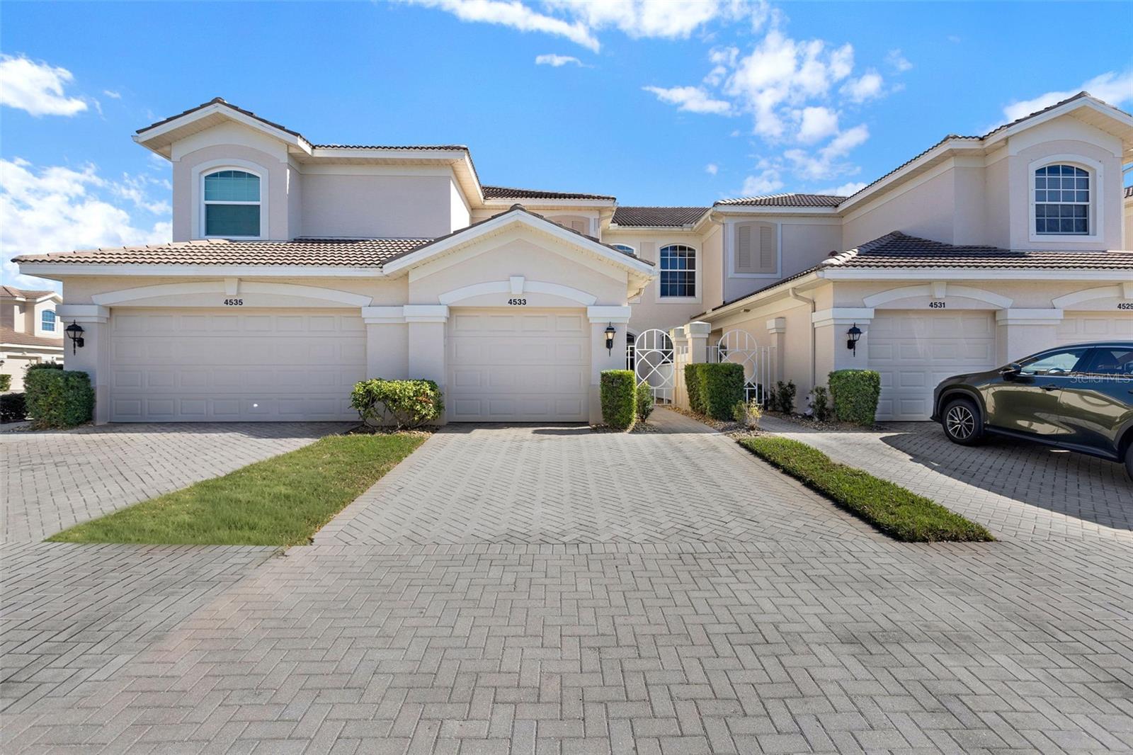 4533 CINNAMON DRIVE #2707