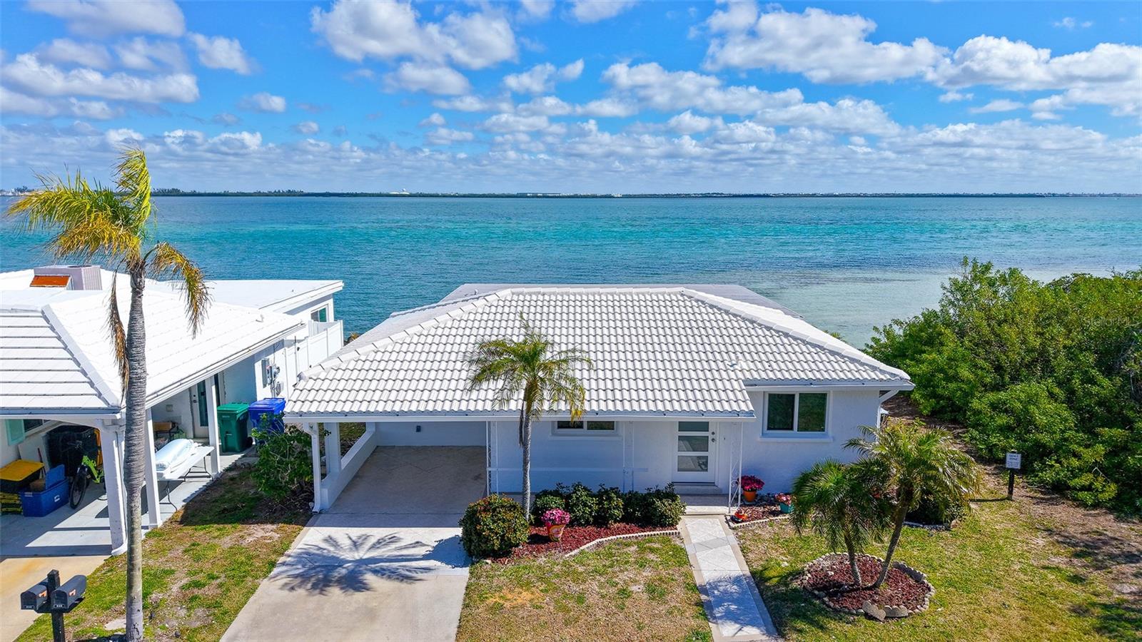 948 SPANISH DRIVE
