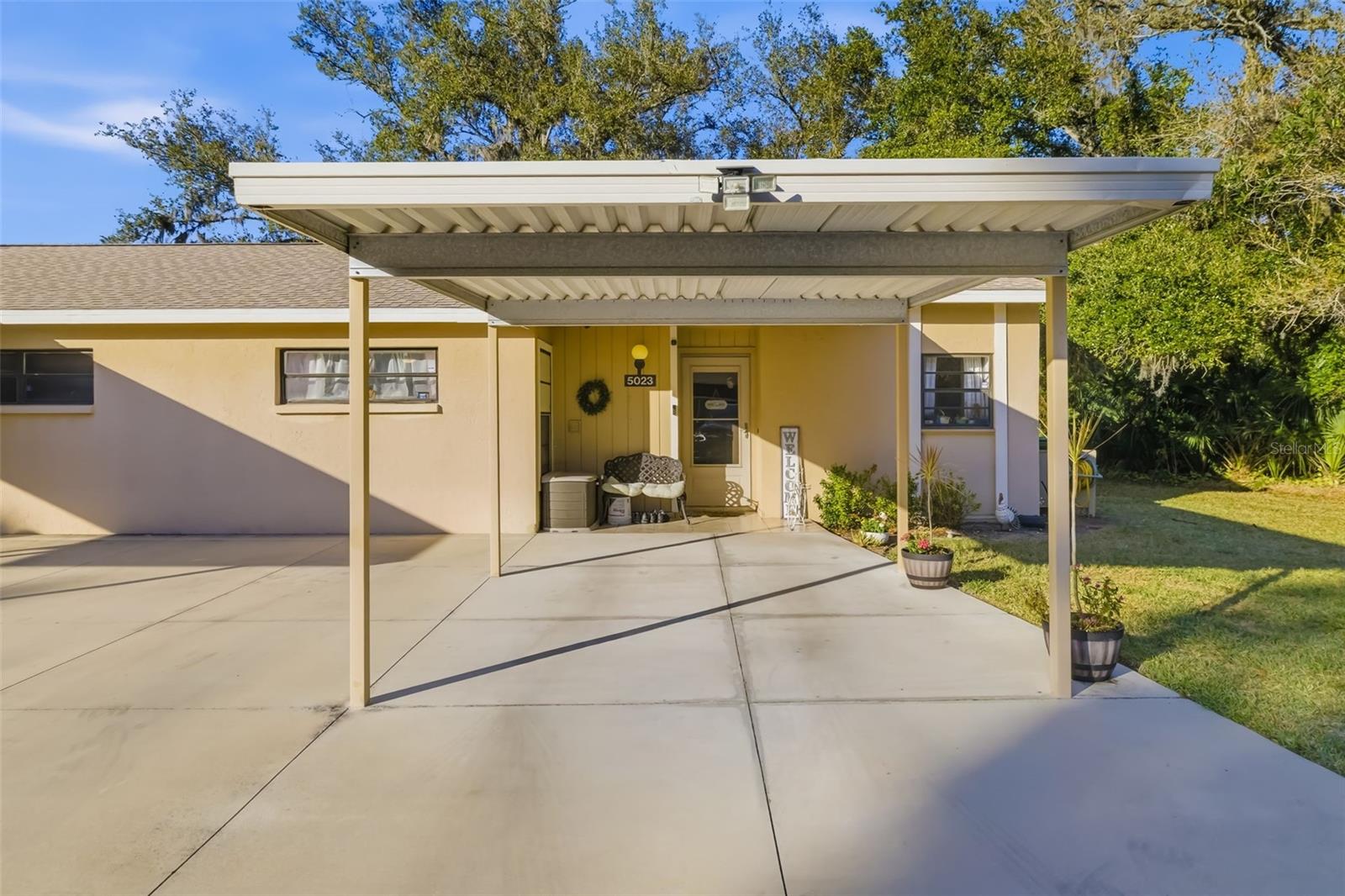 5023 VILLAGE GARDENS DRIVE #29