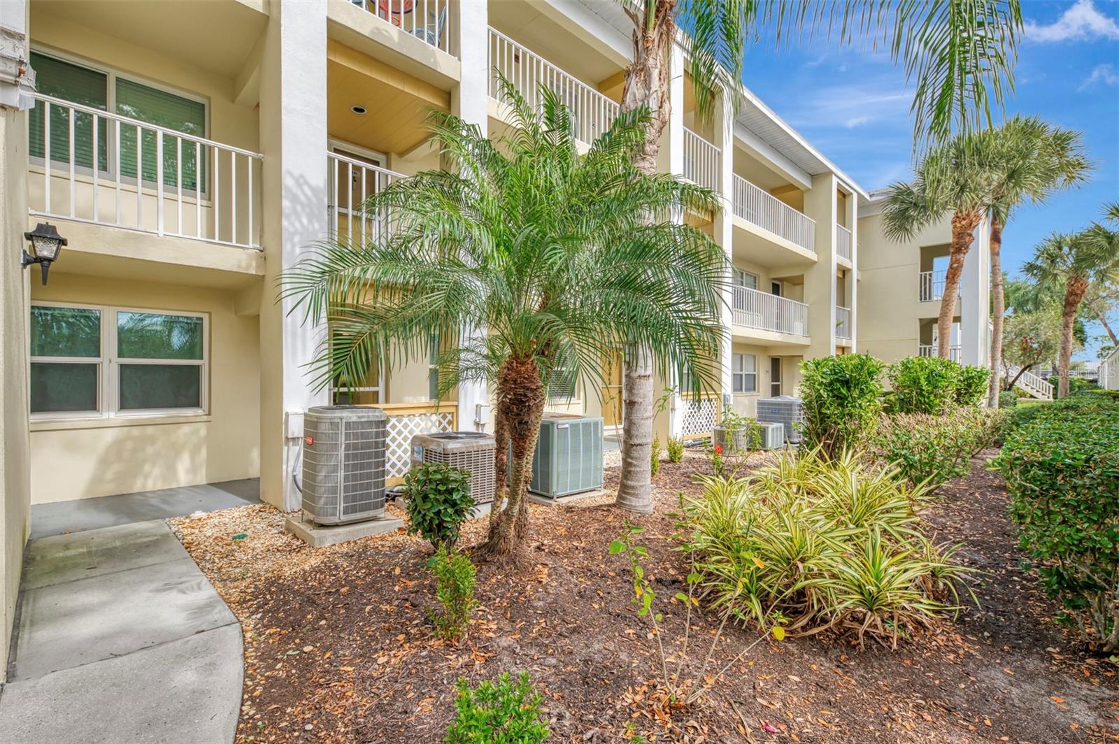 433 CERROMAR LANE #341