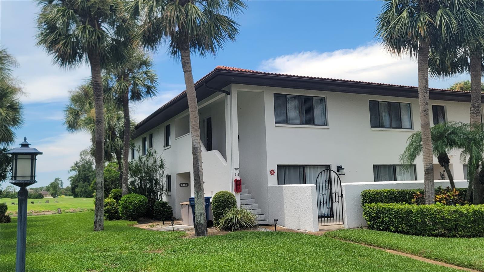 320 BARCELONA DRIVE #320