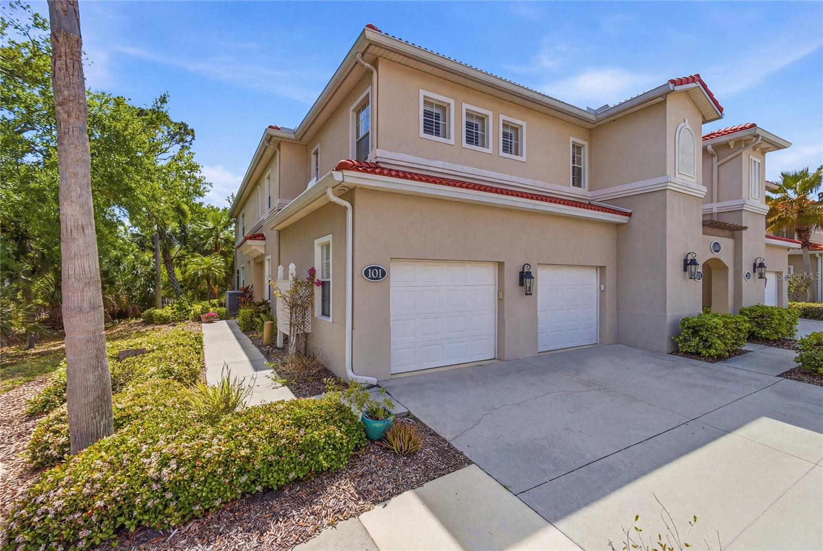 4000 IBIS WAY #101