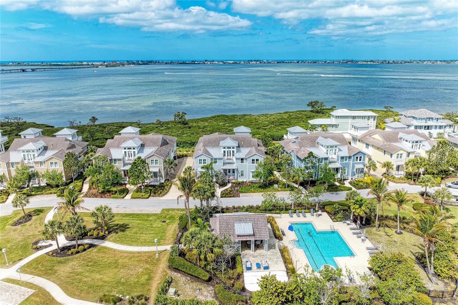 342 CASTAWAY CAY DRIVE #201