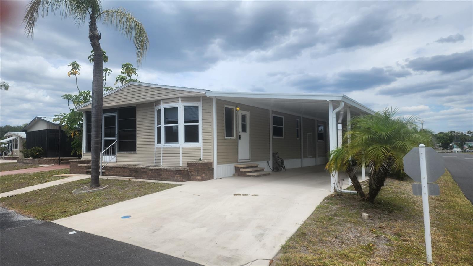 157 FIJI CIRCLE