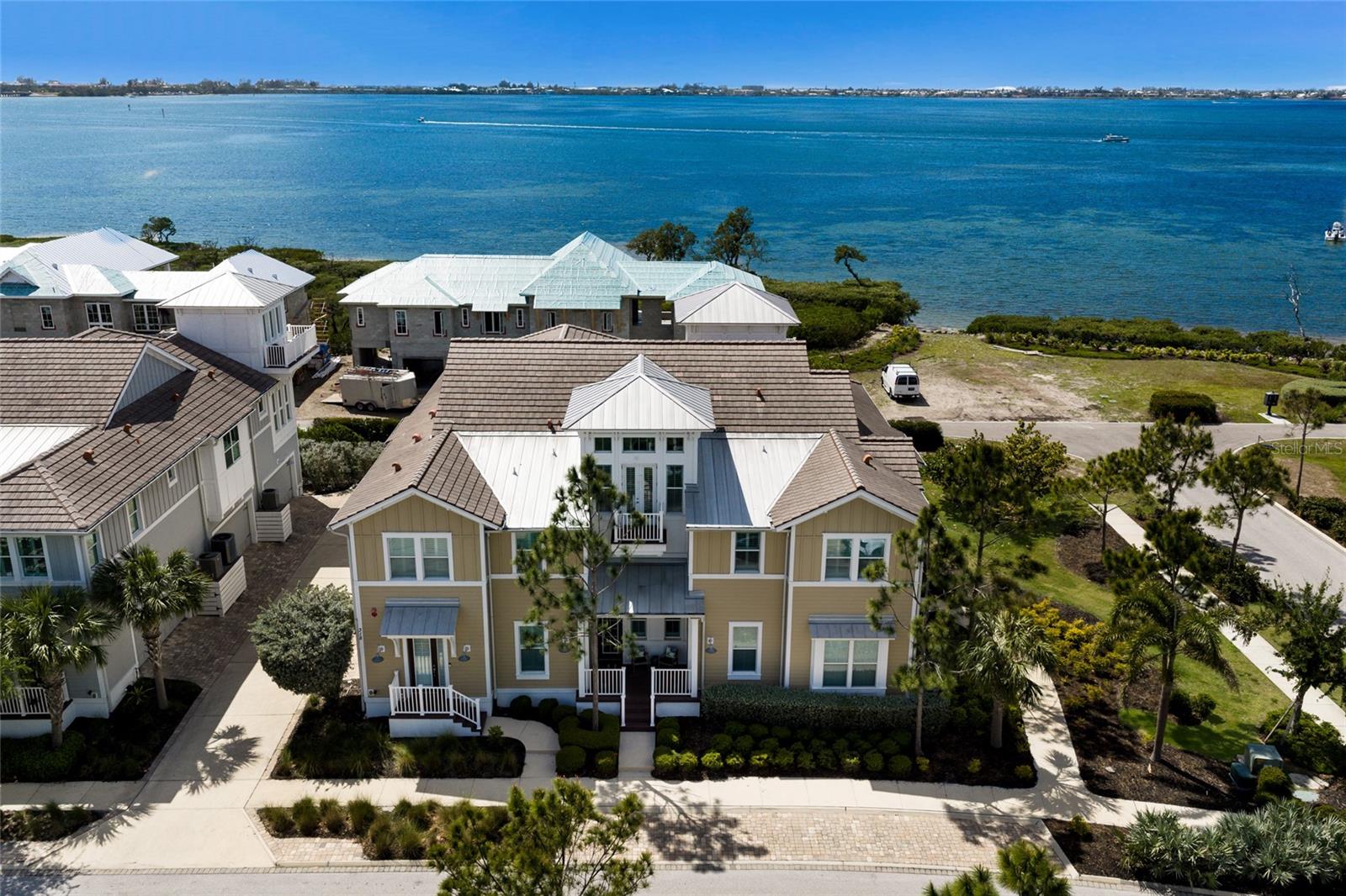 318 COMPASS POINT DRIVE #202