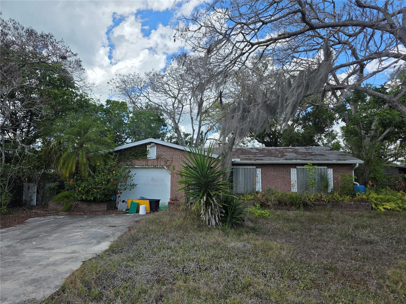 1016 GREER DRIVE