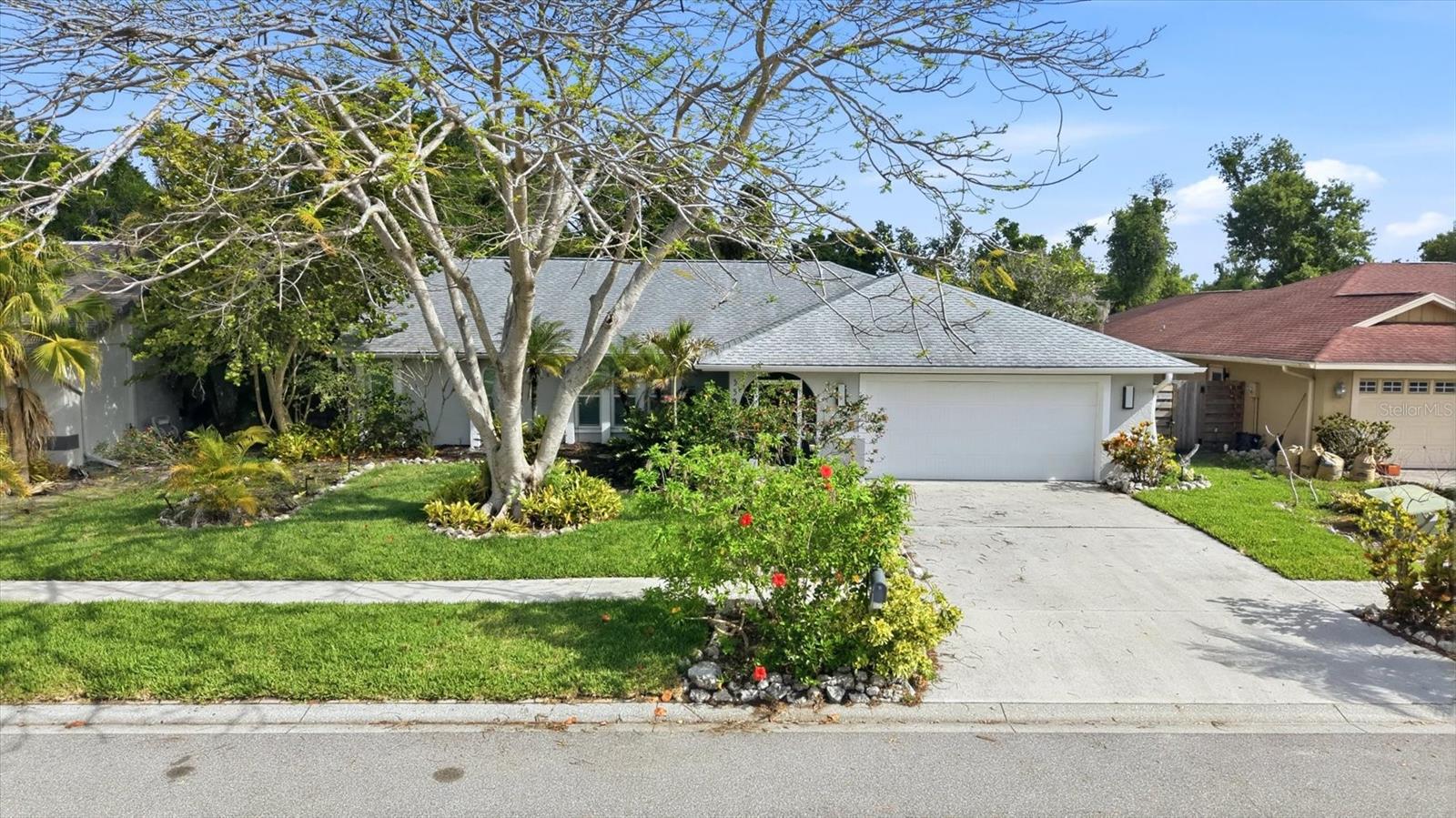 5599 WILDE OAK WAY