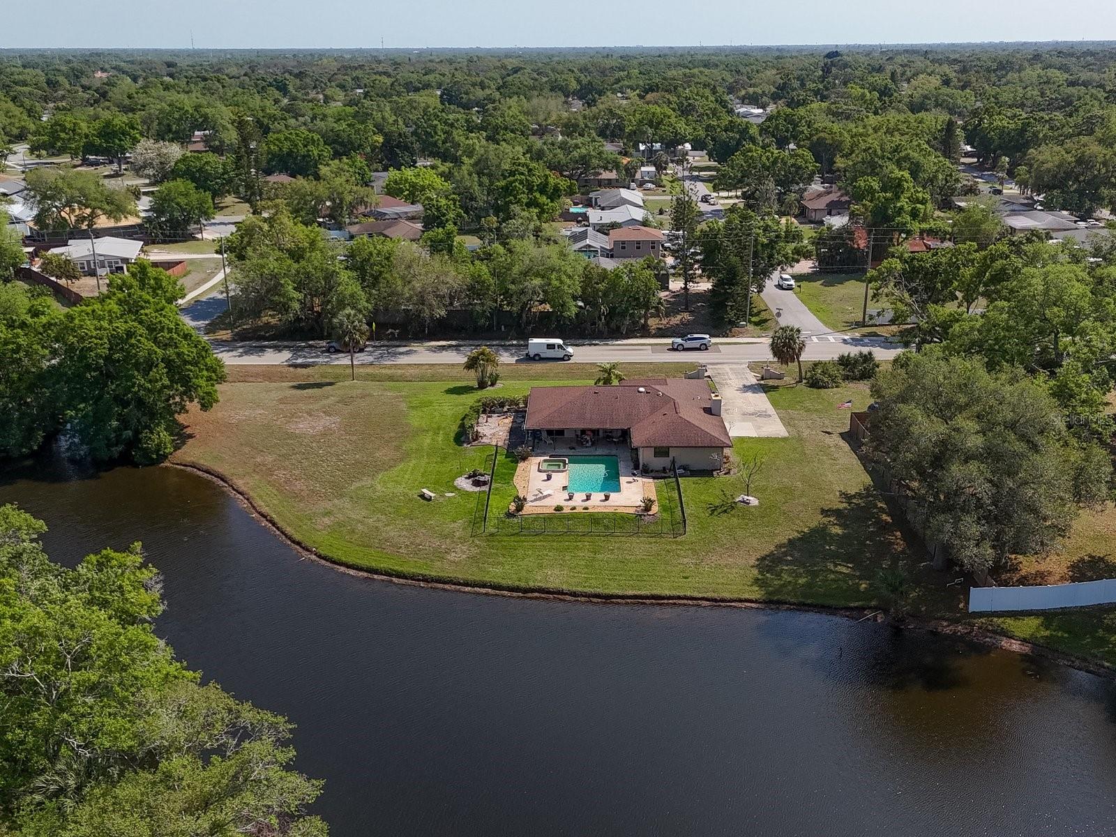 3927 DESOTO ROAD