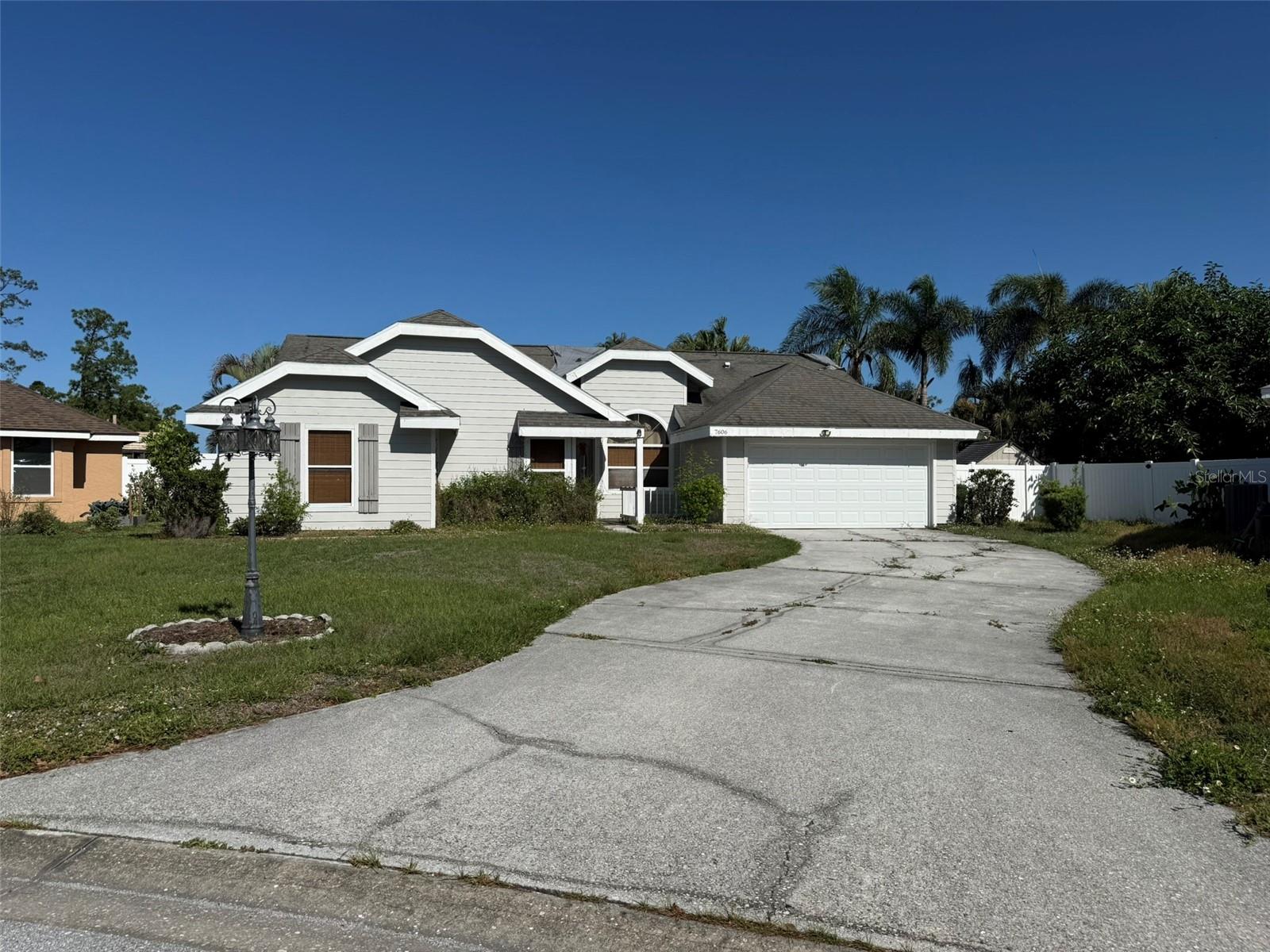 7606 37TH STREET CIRCLE