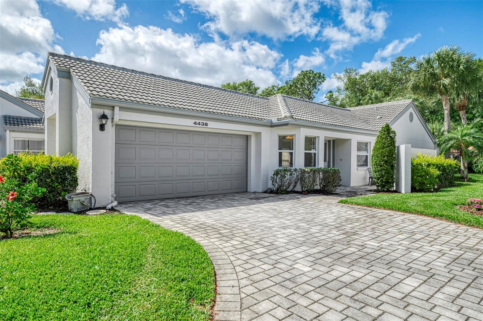 4438 LONG COMMON LANE #52