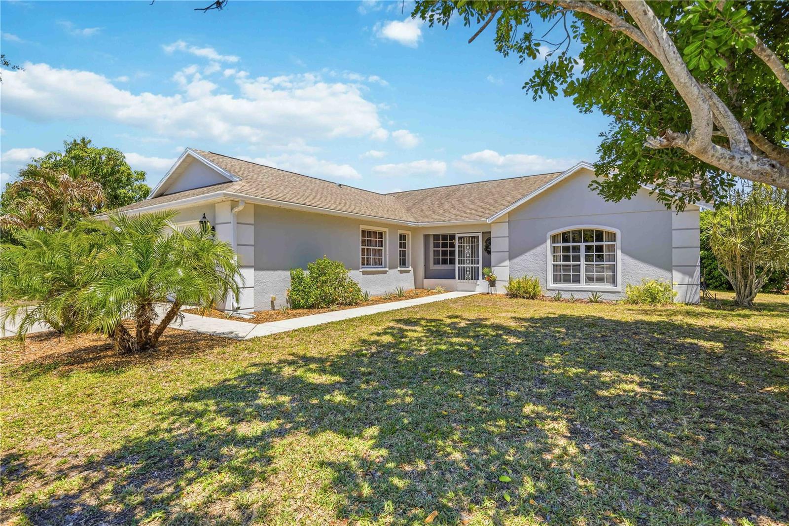 4851 HAMLETS GROVE DRIVE