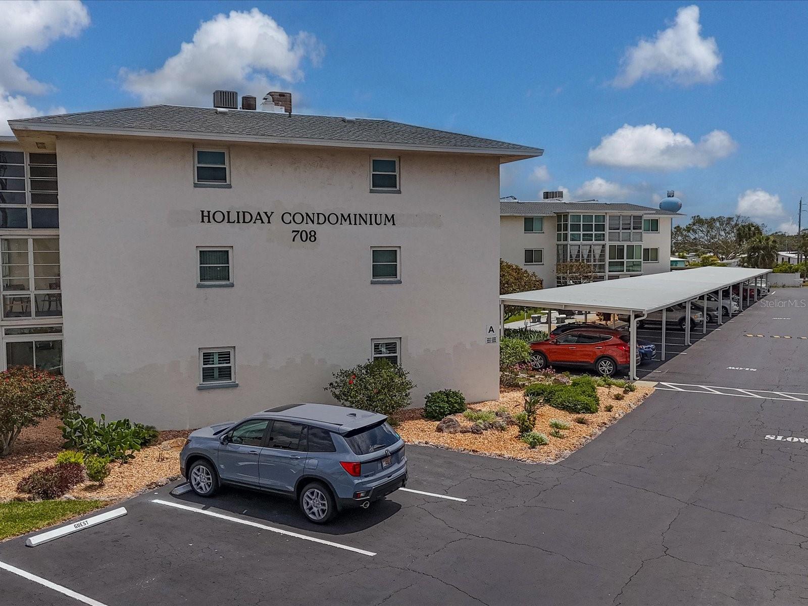 708 TAMIAMI TRAIL #105