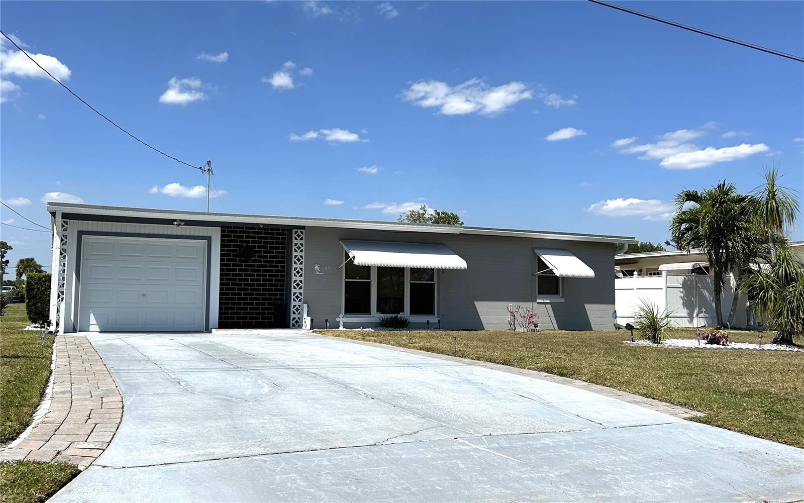 123 POINSETTIA CIRCLE