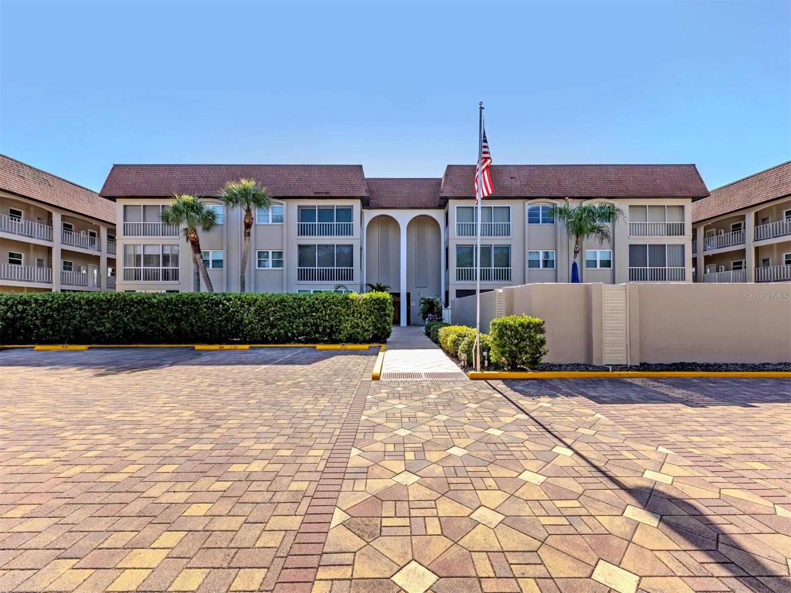 101 PARK BOULEVARD #106